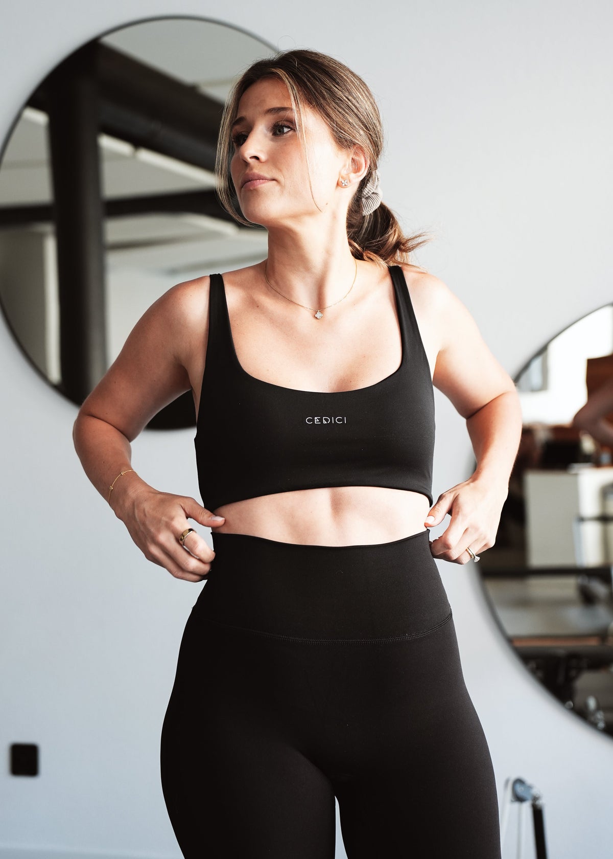 FORM01 Active Set – Black