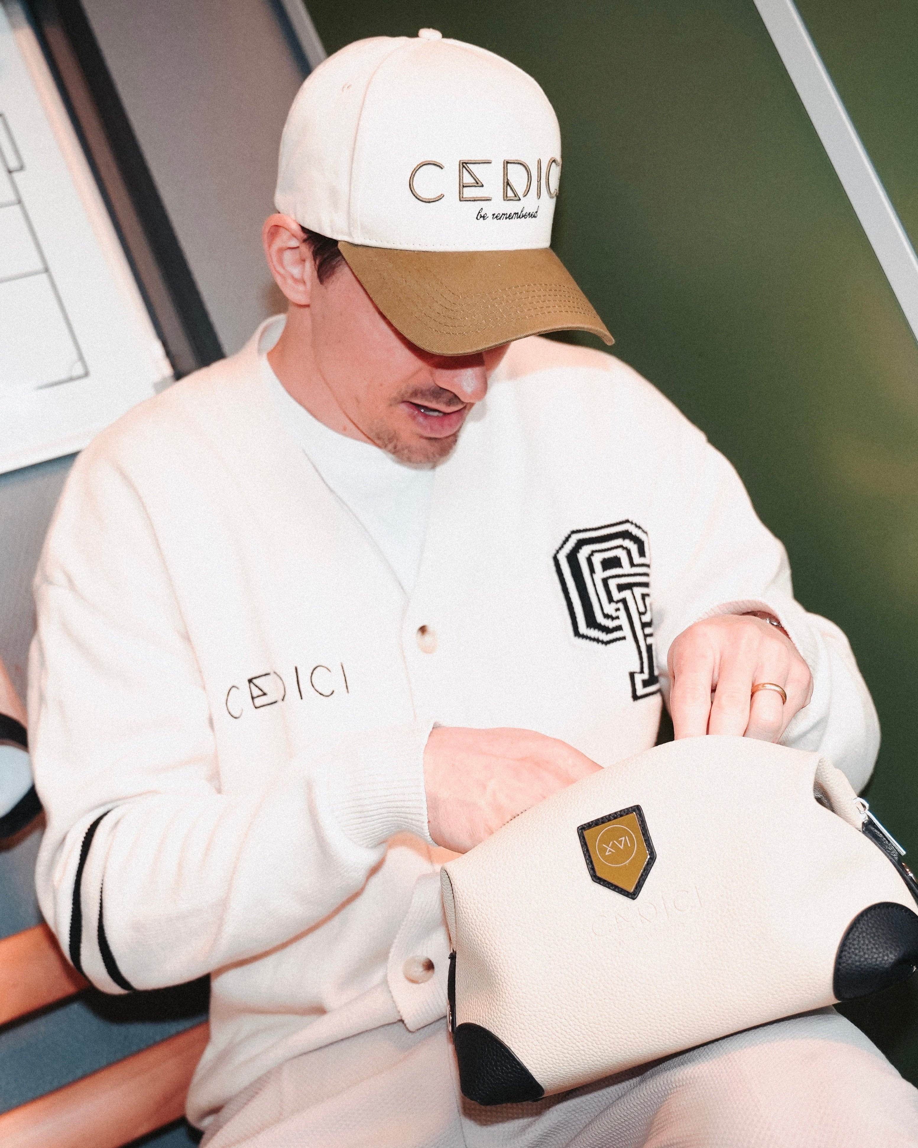 CEDICI Toiletry Bag - CEDICI