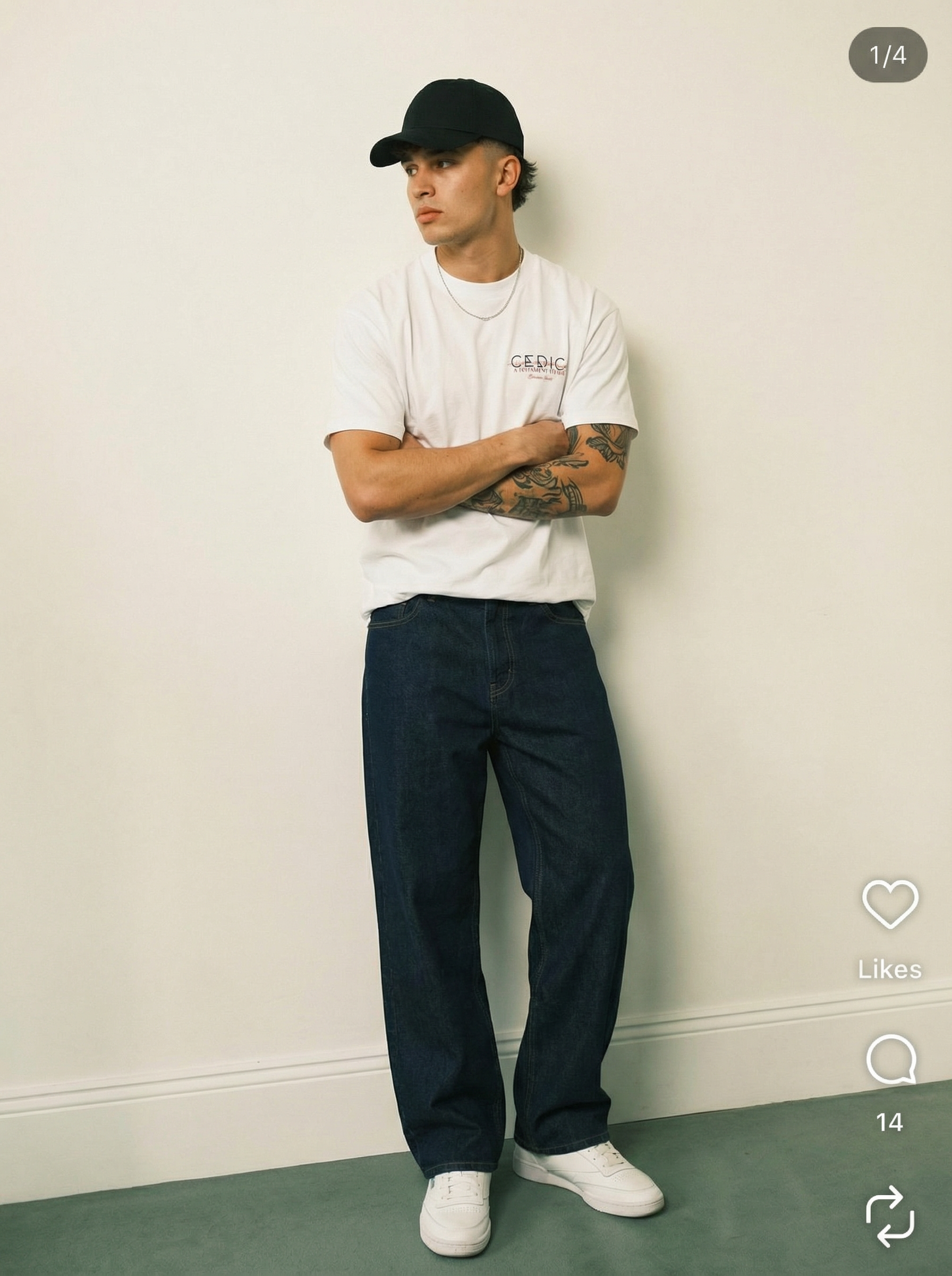 CEDICI "Graphic Text White T-Shirt"